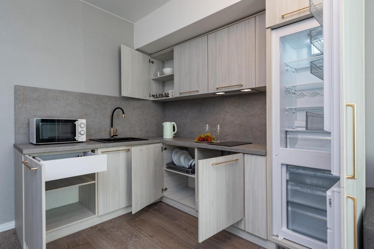 Квартира В Жк Лебединый, Ревуцкого 40 В, Метро Харьковская Позняки Kiev Exterior foto